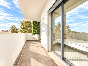 Apartamento T2 para Arrendamento em Portimão