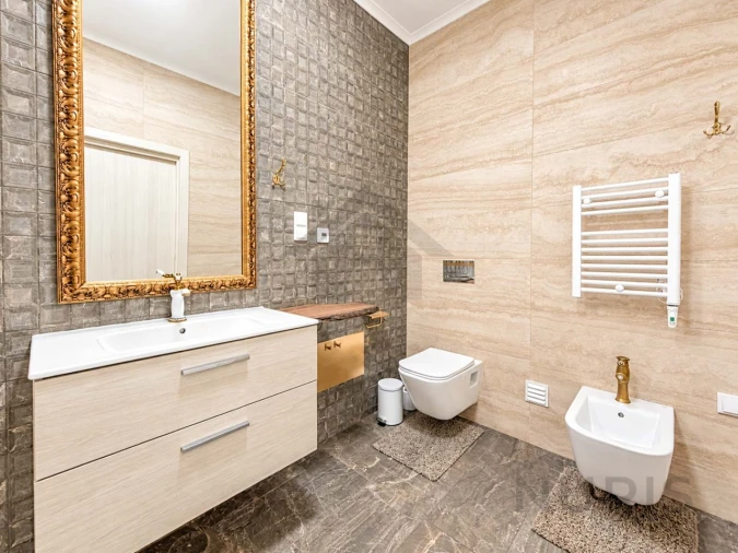 Apartamento T2 para Arrendamento em Portimão Foto 16