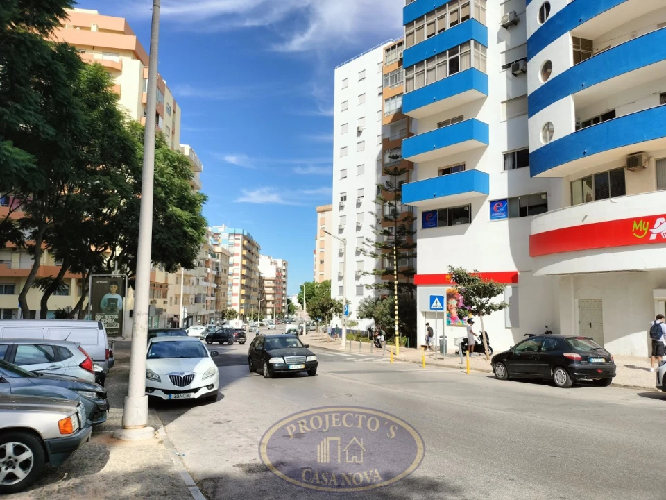 Apartamento T3 para Venda em Portimão Foto 32