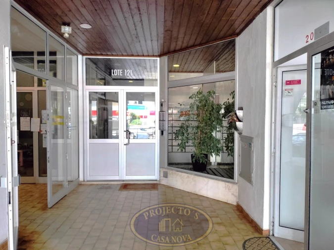Apartamento T3 para Venda em Portimão Foto 30