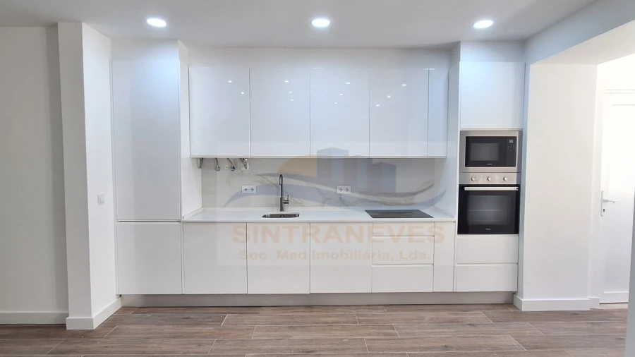 Apartamento T2 para Venda em Falagueira-Venda Nova