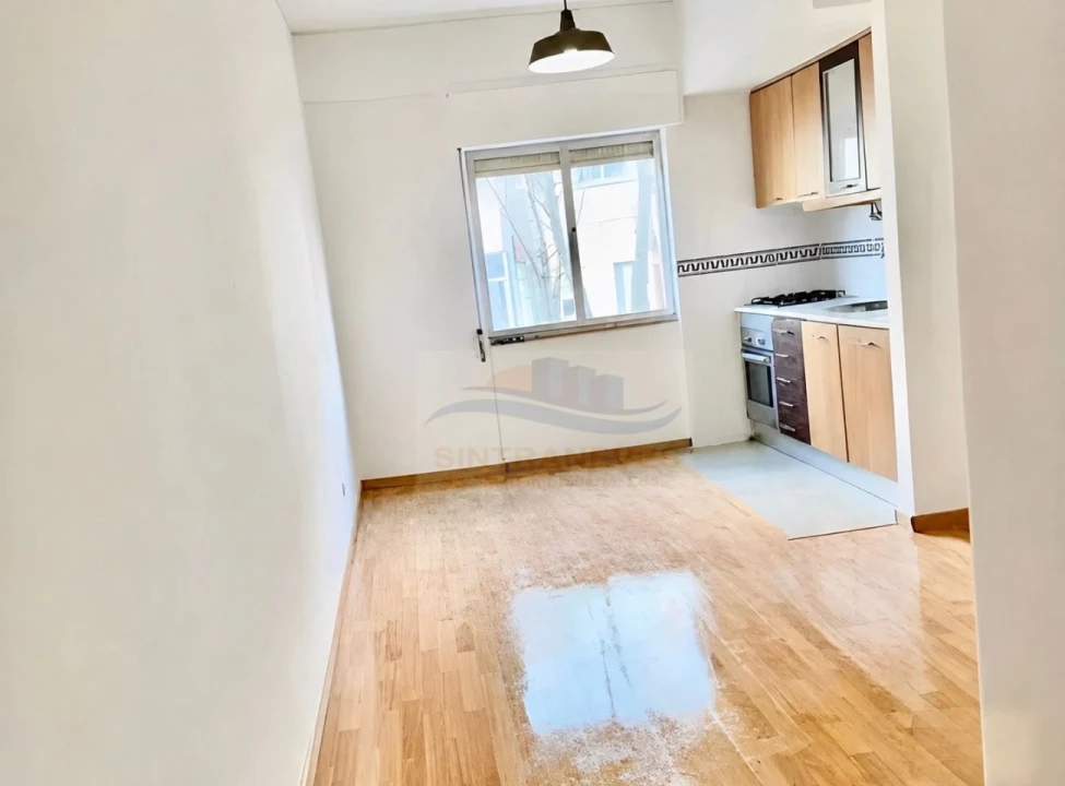 Apartamento T1 para Venda em Venteira Foto 7