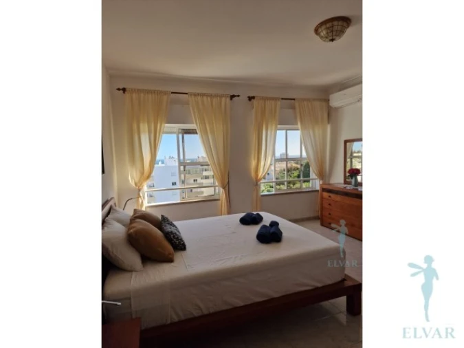 Apartamento T2 para Arrendamento férias em Portimão Foto 8
