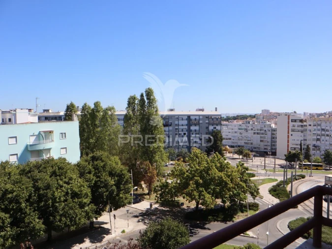 Apartamento T2 para Venda em Almada, Cova da Piedade, Pragal e Cacilhas Foto 16