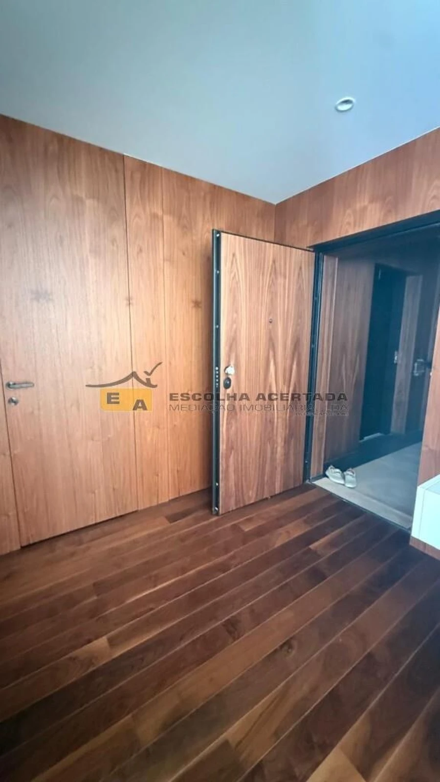 Apartamento T1 para Venda em Cidade da Maia Foto 16