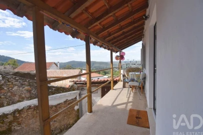 Moradia T4 para Venda em Vila Nova