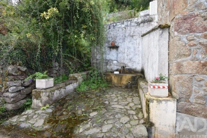 Moradia T4 para Venda em Vila Nova