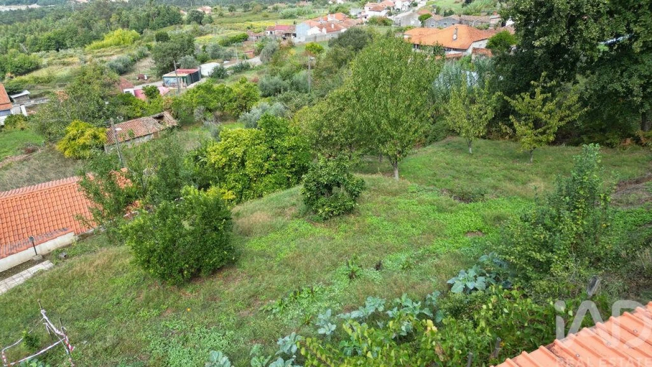 Moradia T4 para Venda em Vila Nova Foto 40