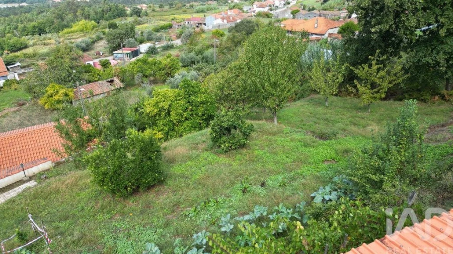 Moradia T4 para Venda em Vila Nova Foto 40