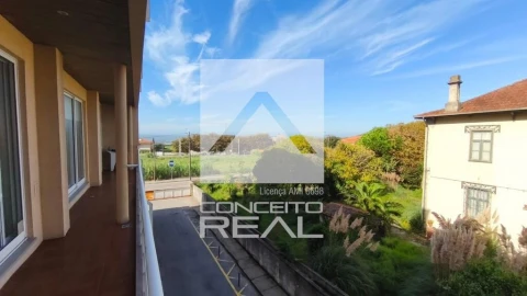 Apartamento T1 para Arrendamento em São Felix da Marinha