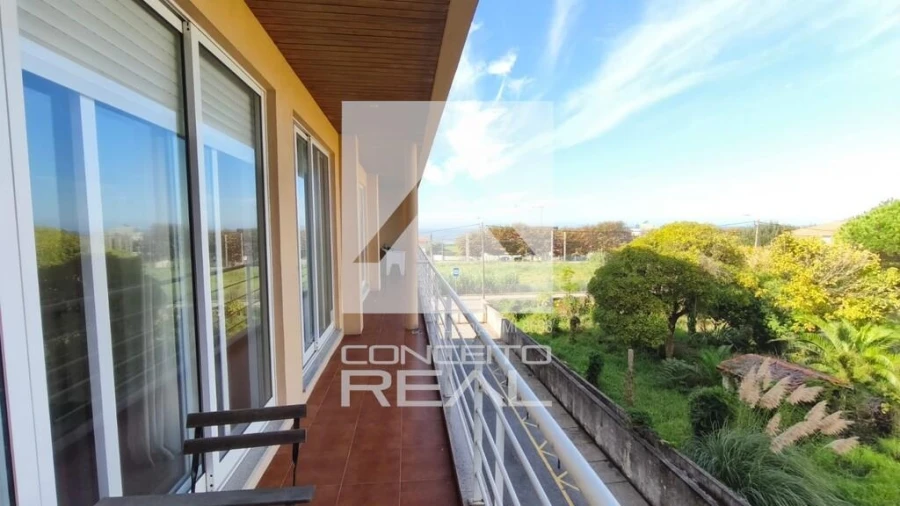 Apartamento T1 para Arrendamento em São Felix da Marinha Foto 7