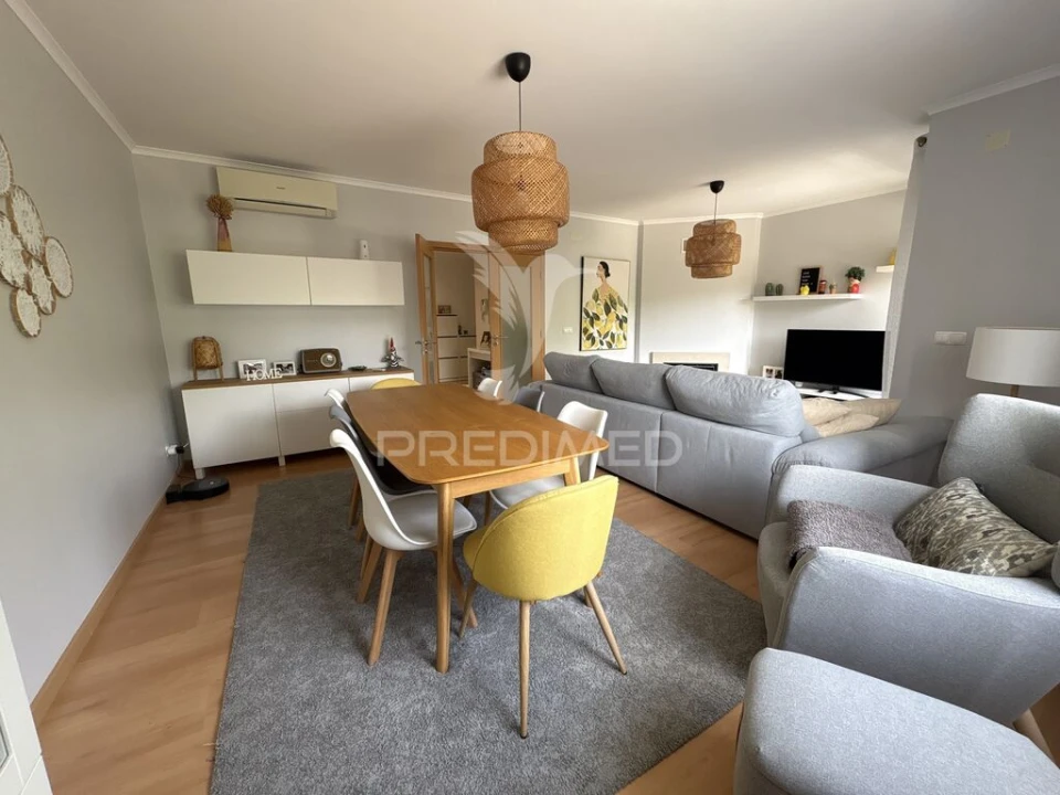 Apartamento T3 para Venda em Abrantes (São Vicente e São João) e Alferrarede Foto 1