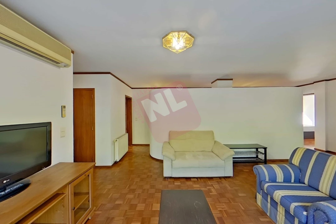 Apartamento T3 para Arrendamento em Lumiar Foto 25