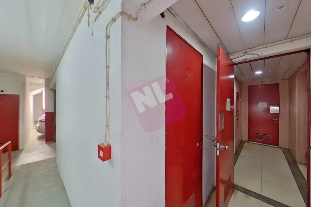Apartamento T3 para Arrendamento em Lumiar Foto 34