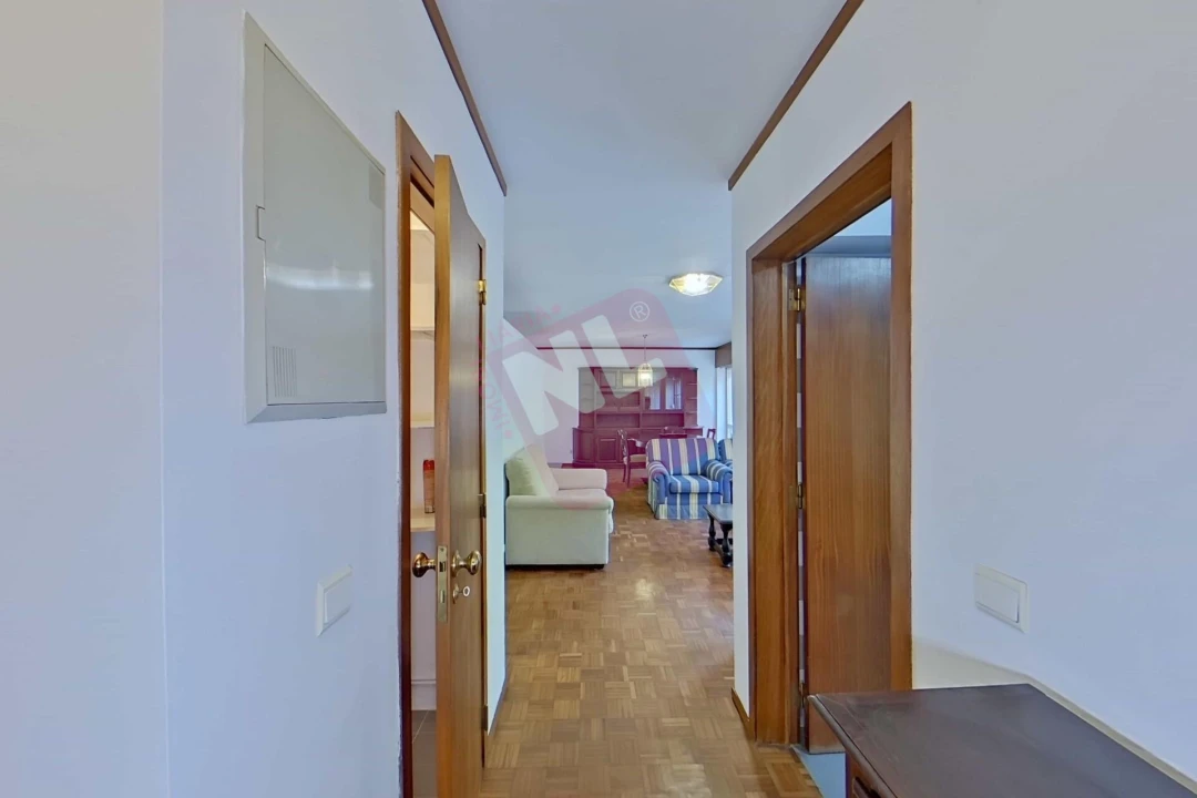 Apartamento T3 para Arrendamento em Lumiar Foto 5