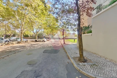 Apartamento T3 para Arrendamento em Lumiar