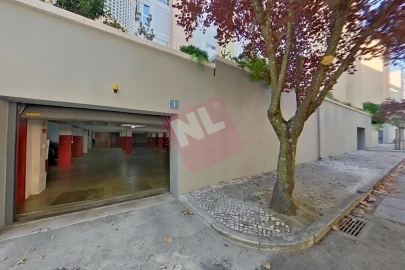 Apartamento T3 para Arrendamento em Lumiar