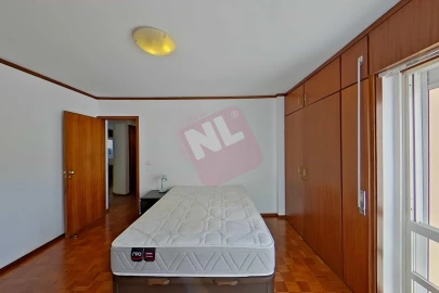 Apartamento T3 para Arrendamento em Lumiar