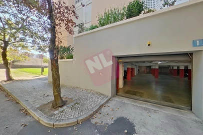 Apartamento T3 para Arrendamento em Lumiar