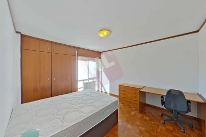 Apartamento T3 para Arrendamento em Lumiar