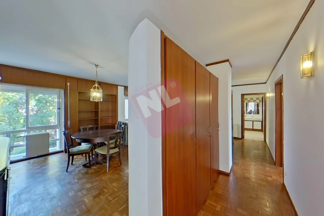 Apartamento T3 para Arrendamento em Lumiar Foto 22