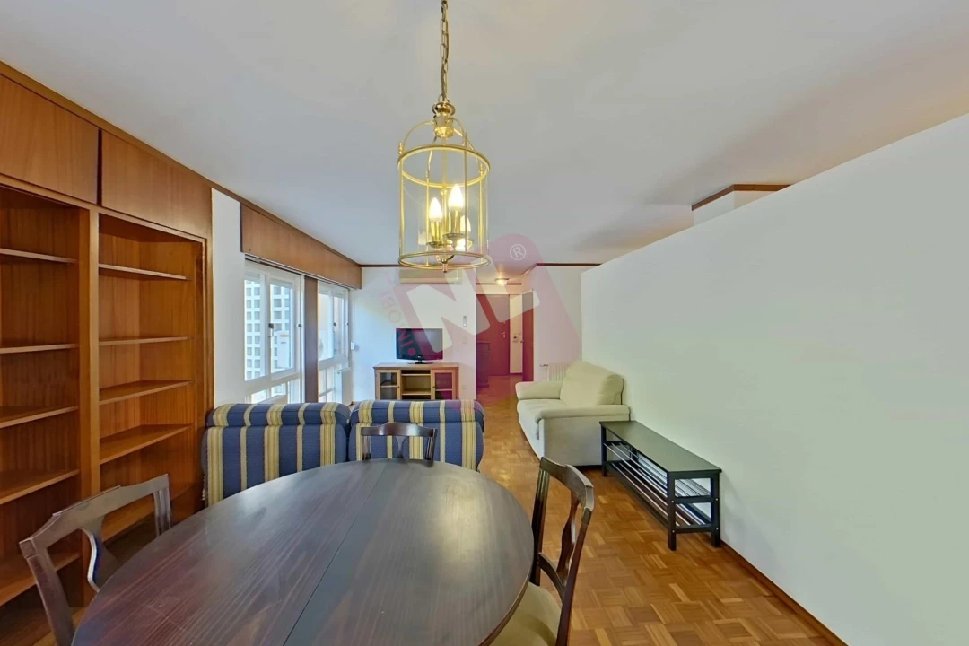 Apartamento T3 para Arrendamento em Lumiar Foto 23