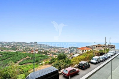 Apartamento T3 para Venda em Estreito de Camara de Lobos