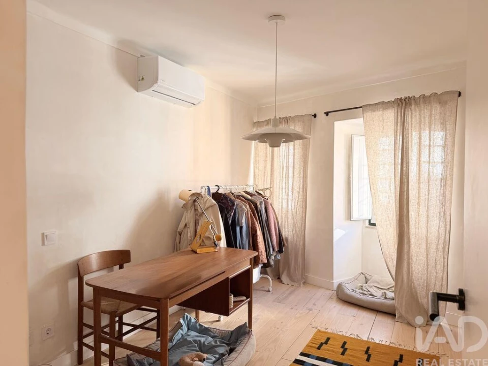Apartamento T2 para Venda em Misericórdia Foto 16