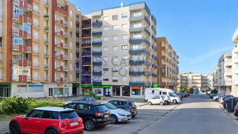 Apartamento T1 para Venda em Chafe