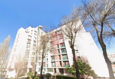 Apartamento T1 para Venda em Massamá e Monte Abraão