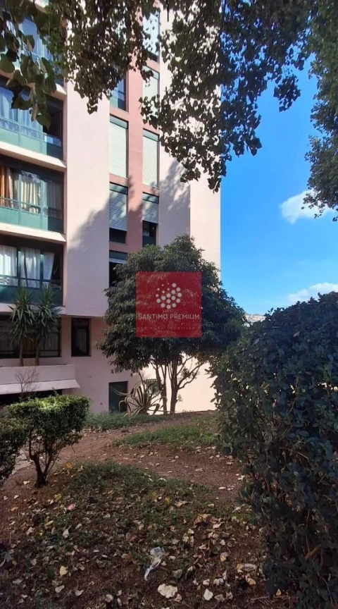 Apartamento T1 para Venda em Massamá e Monte Abraão