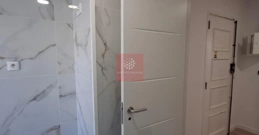 Apartamento T1 para Venda em Massamá e Monte Abraão