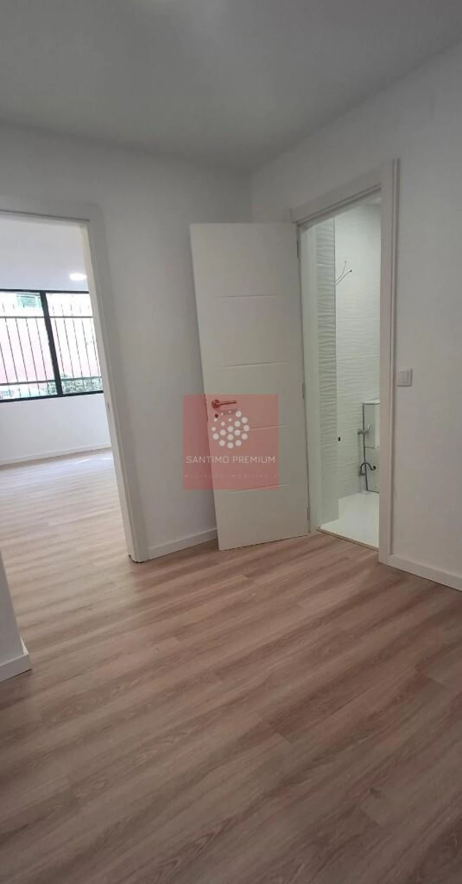 Apartamento T1 para Venda em Massamá e Monte Abraão Foto 2