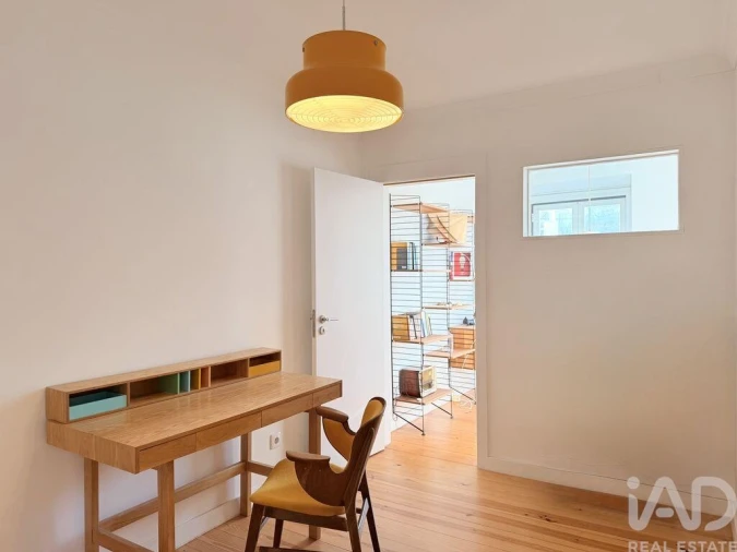 Apartamento T2 para Venda em Misericórdia Foto 8