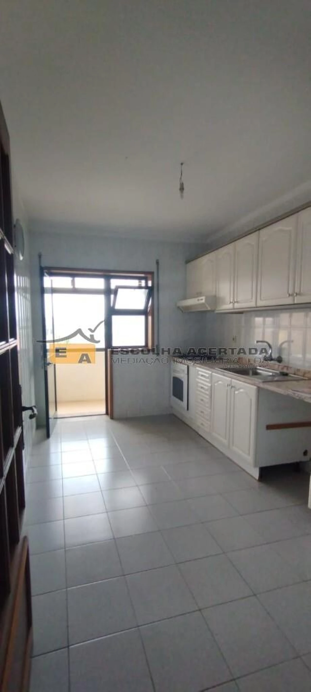Apartamento T1 para Venda em Rio Tinto Foto 3