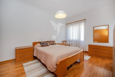 Apartamento T4 para Venda em São Vicente (Braga)