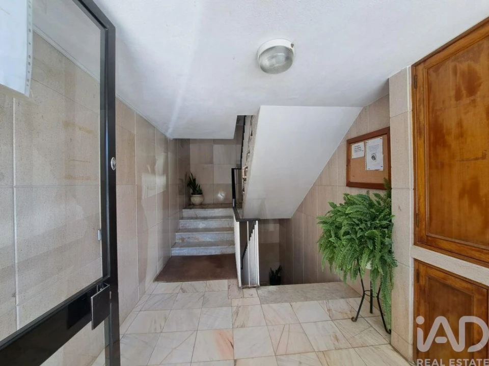 Apartamento T3 para Venda em Paços de Brandão Foto 3