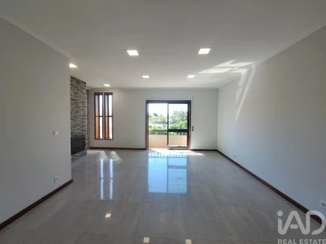 Apartamento T3 para Venda em Paços de Brandão