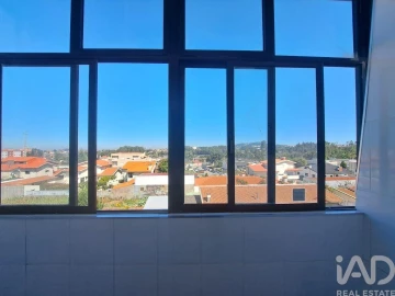 Apartamento T3 para Venda em Paços de Brandão