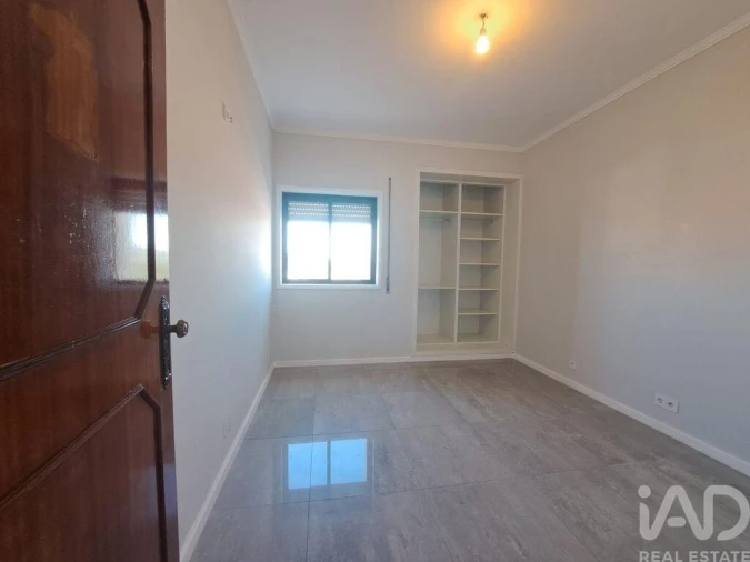 Apartamento T3 para Venda em Paços de Brandão Foto 12