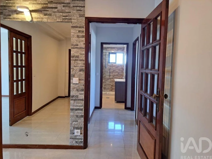 Apartamento T3 para Venda em Paços de Brandão Foto 6