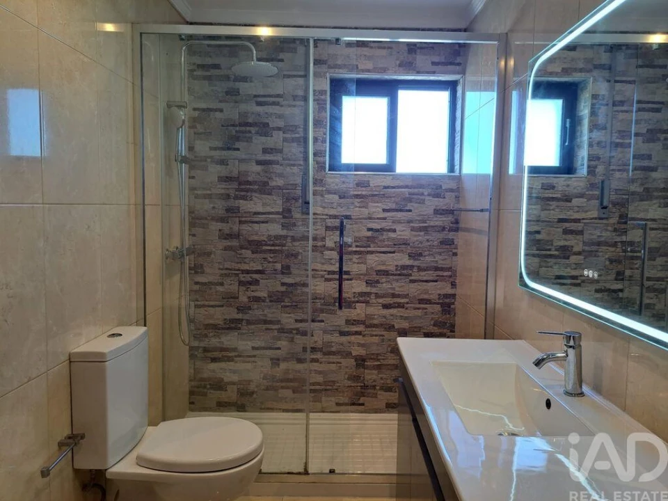 Apartamento T3 para Venda em Paços de Brandão Foto 13