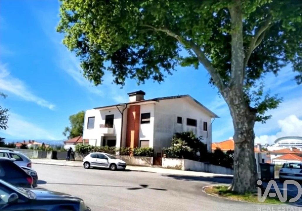 Moradia T3 para Venda em Campanhã Foto 6