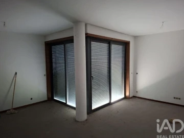 Moradia T3 para Venda em Campanhã