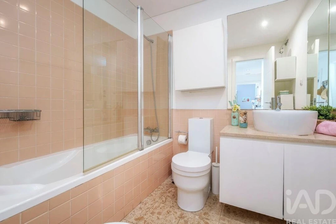 Apartamento T1 para Venda em Quarteira Foto 17