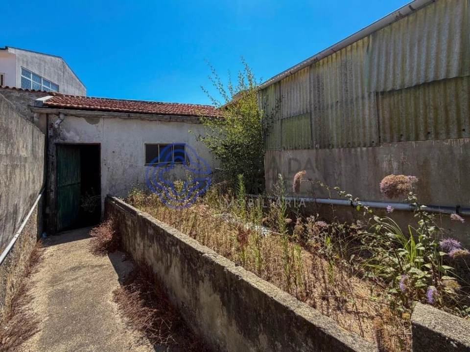Moradia T1 para Venda em Santa Marinha e São Pedro da Afurada Foto 21