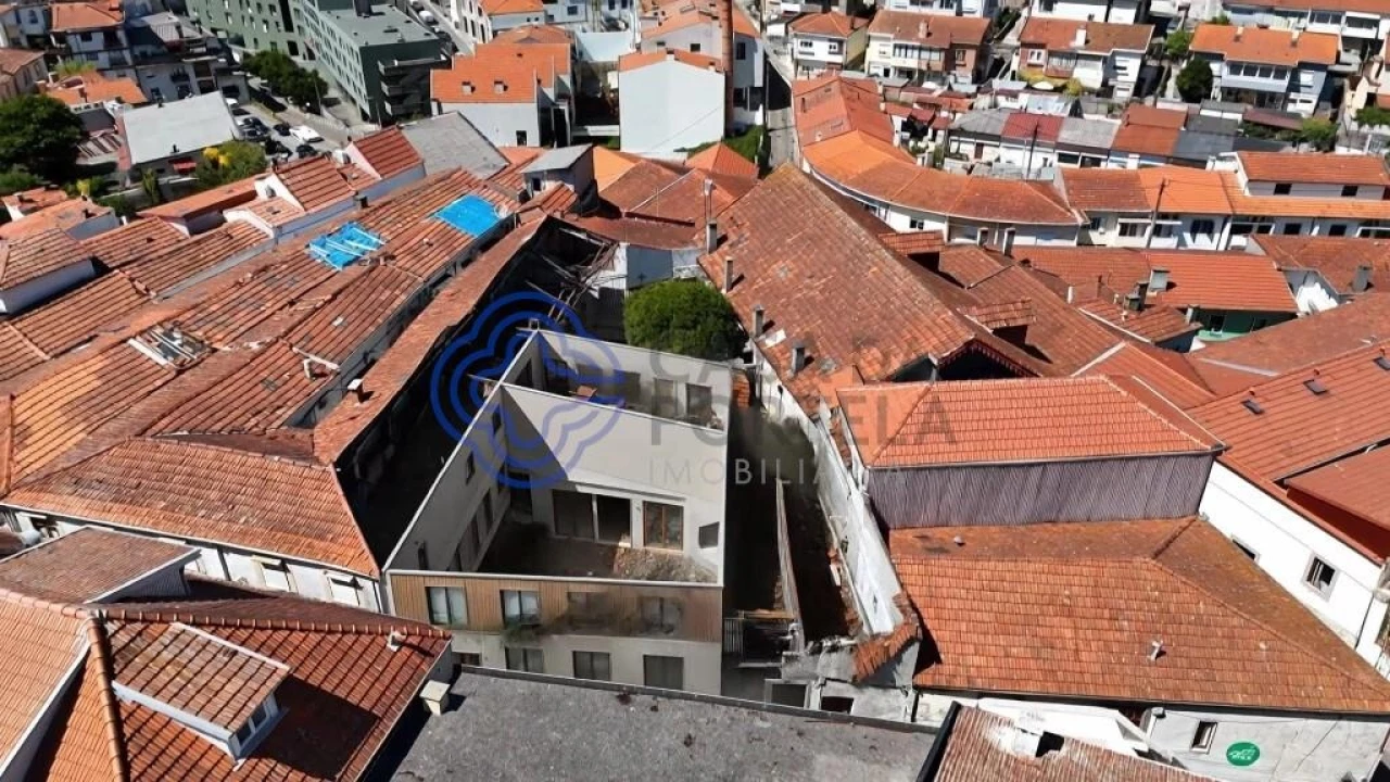 Moradia T1 para Venda em Santa Marinha e São Pedro da Afurada Foto 35