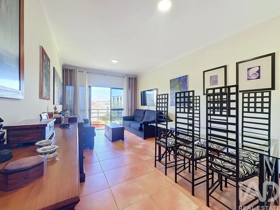 Apartamento T2 para Venda em Caniço Foto 7