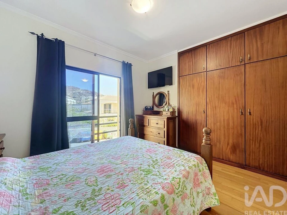 Apartamento T2 para Venda em Caniço Foto 13