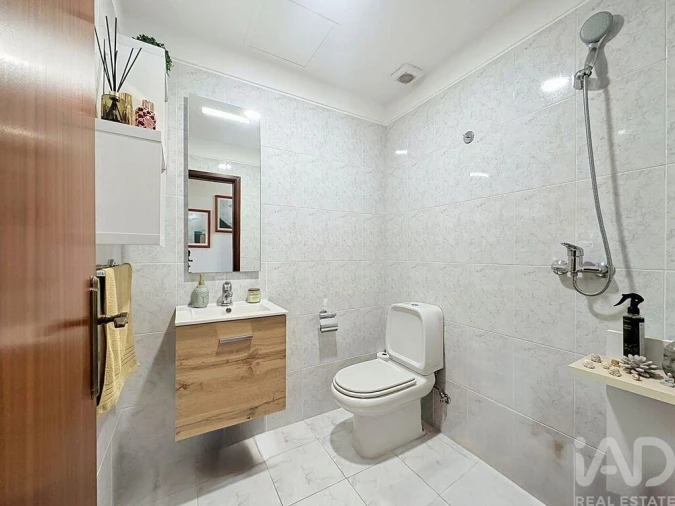 Apartamento T2 para Venda em Caniço Foto 19